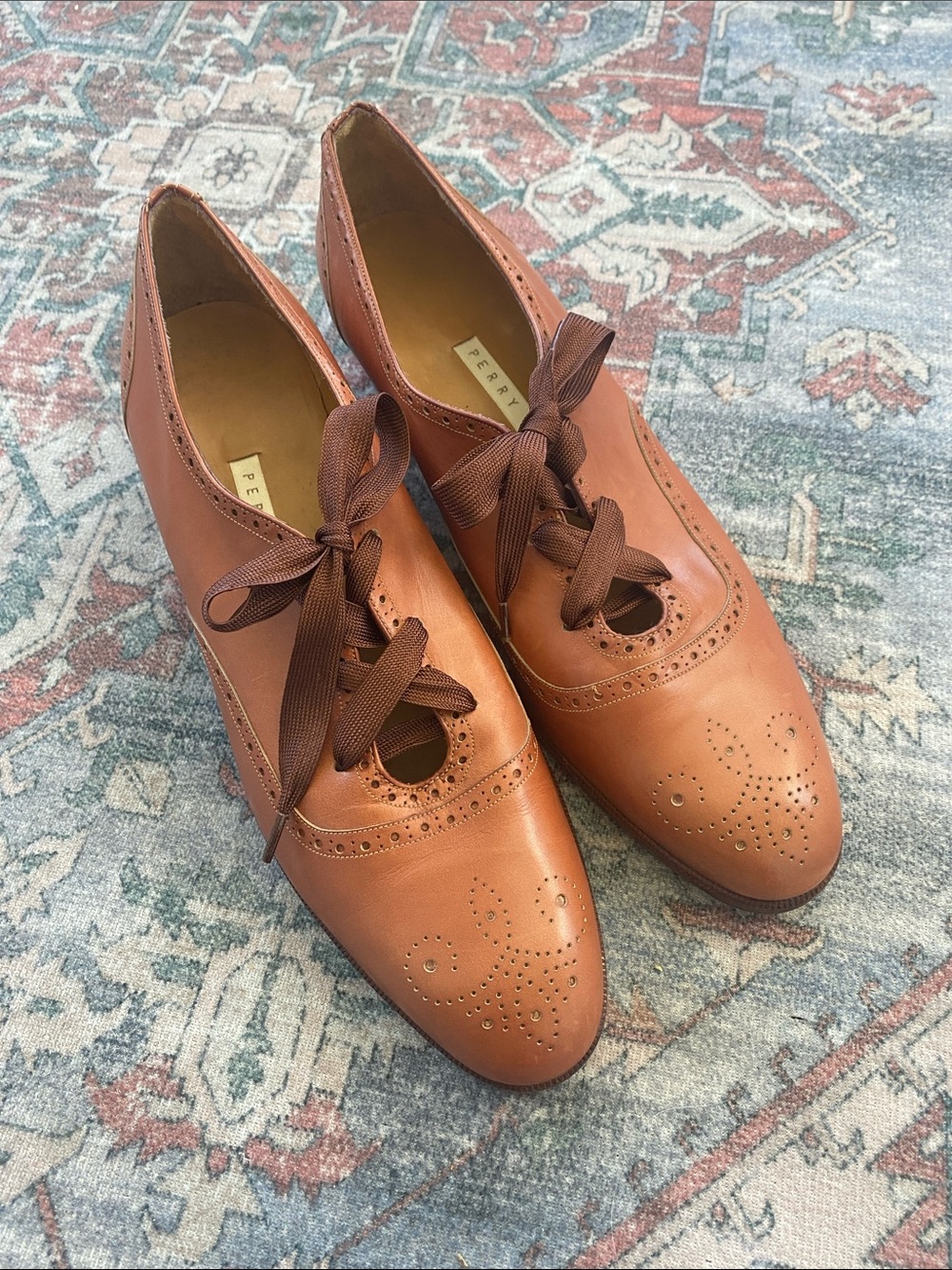 Vintage Perry Ellis Leather Brogues (Oxfords) with Ribbon Laces Made in Spain
